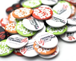 pin-merchandise