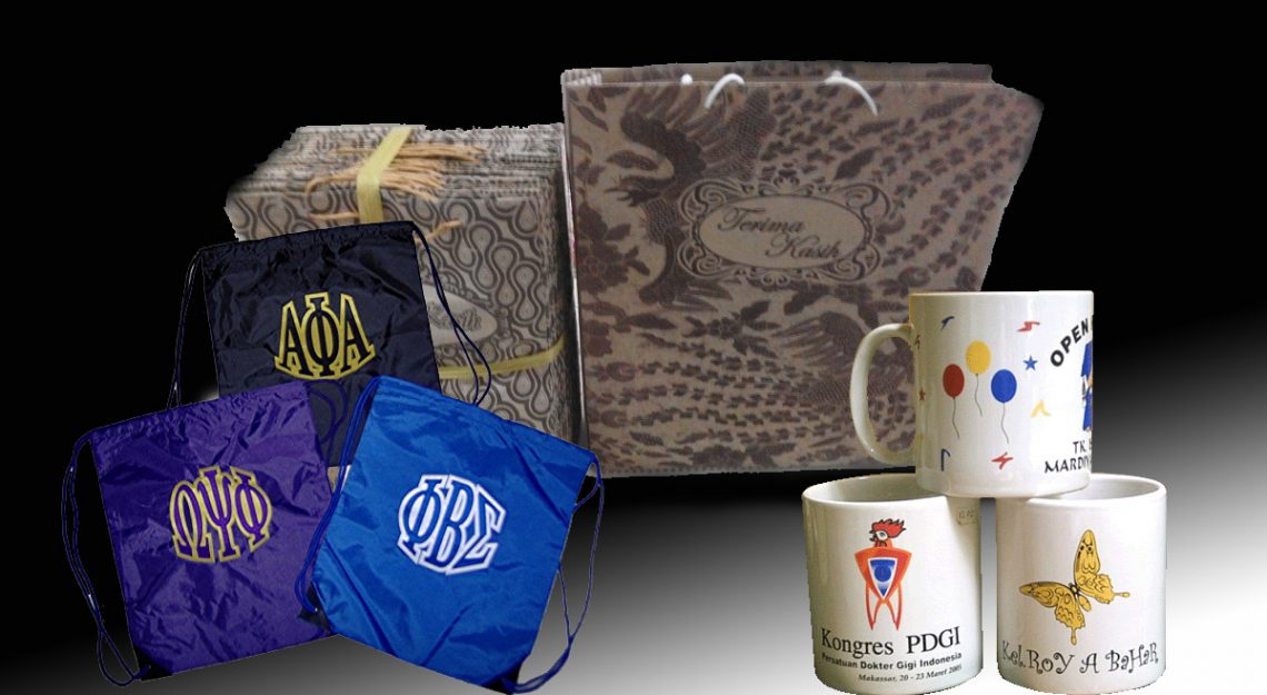 Produk merchandise yang paling banyak diminati