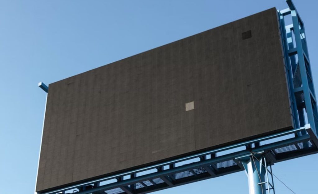 Manfaat promosi dengan billboard